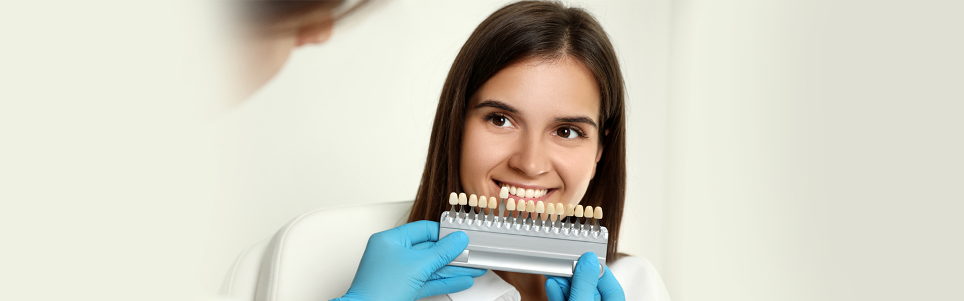 Learn about the Difference between Veneers and Lumineers